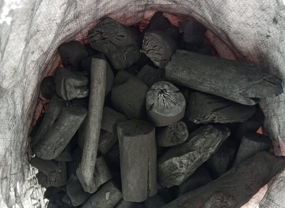 Distribución de carbón vegetal en Sanxenxo y alrededores