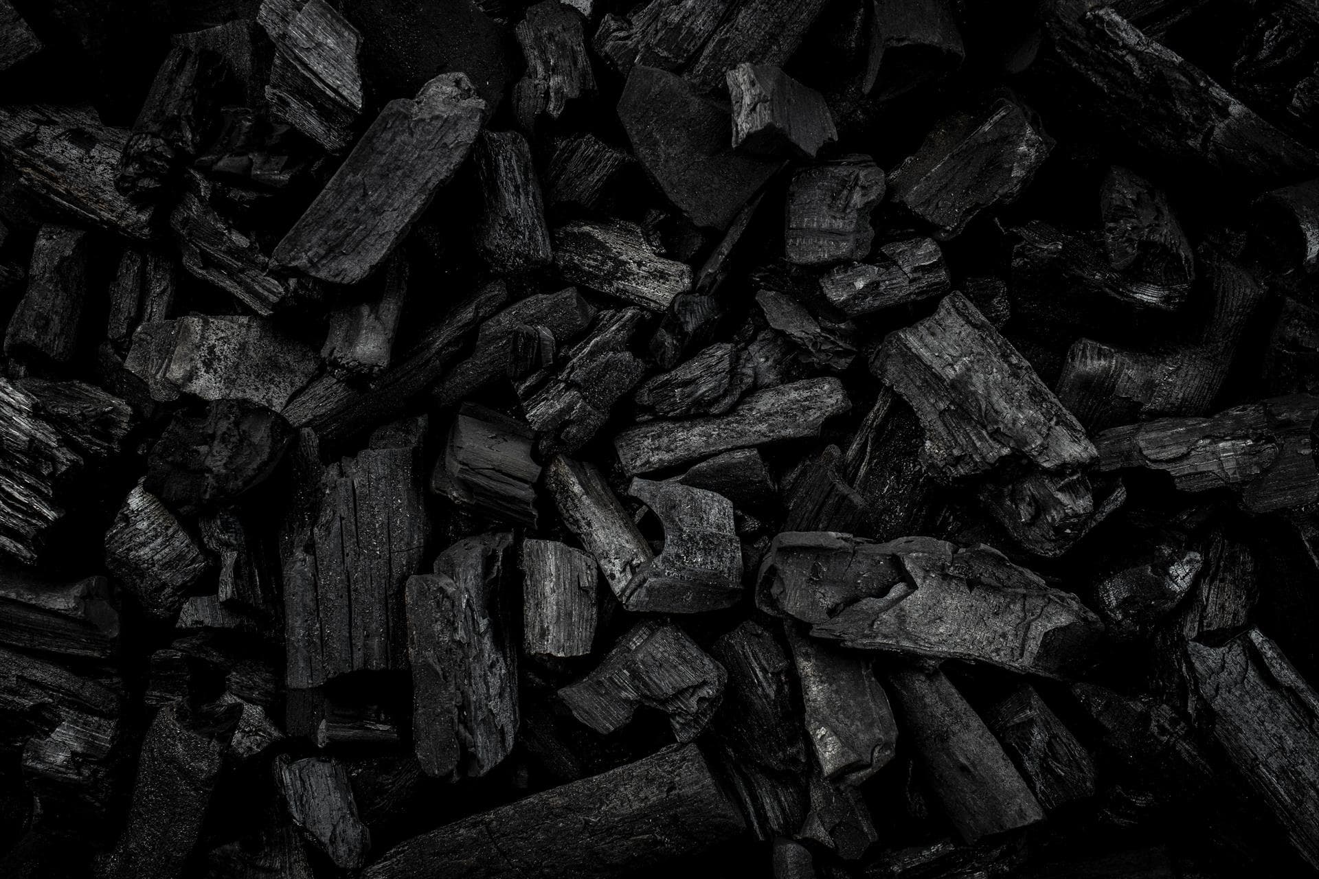Carbón vegetal, una alternativa de calidad en Sanxenxo